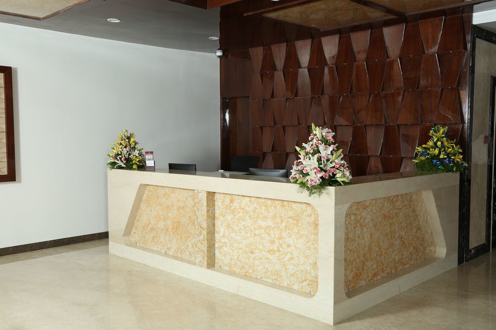 I V Sanctum Hotel Бангалор Экстерьер фото