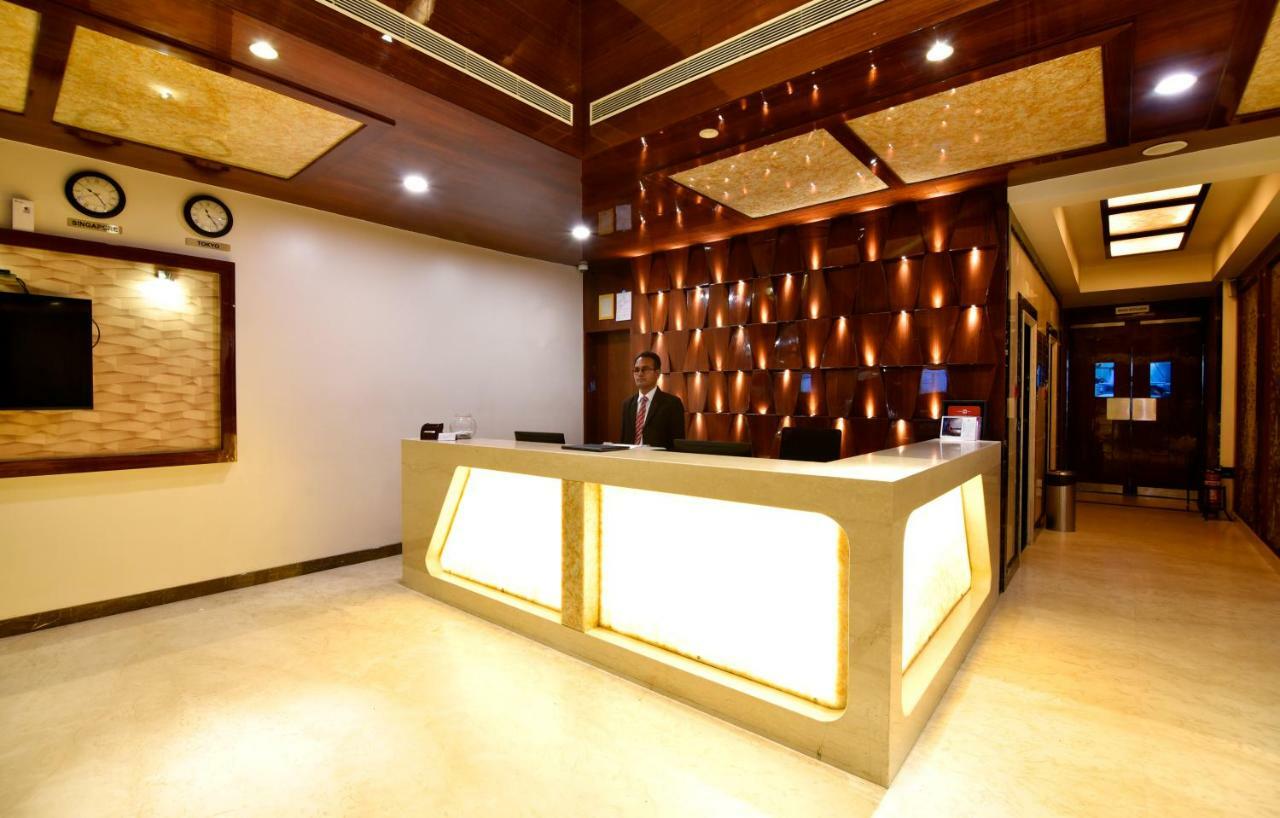 I V Sanctum Hotel Бангалор Экстерьер фото